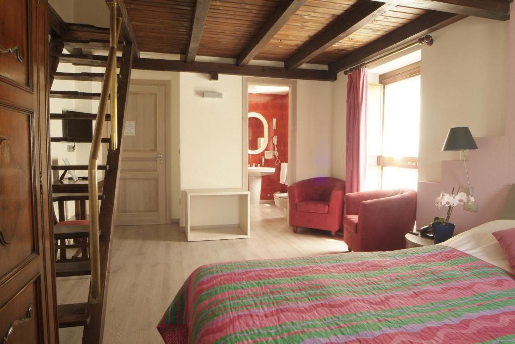 Chambres D'Hotes Nuits De Reve Roisan Ruang foto