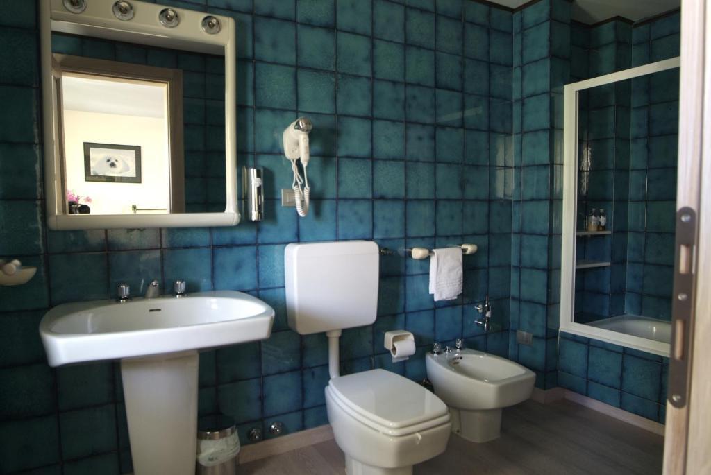 Chambres D'Hotes Nuits De Reve Roisan Ruang foto