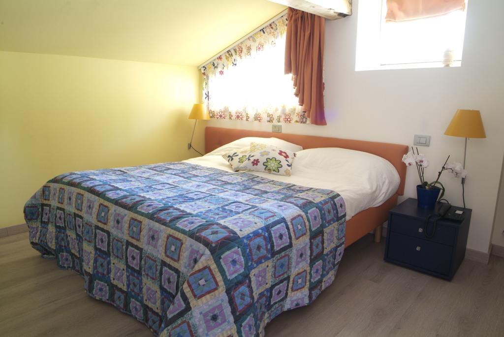 Chambres D'Hotes Nuits De Reve Roisan Bagian luar foto